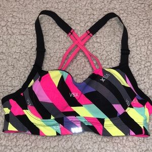 32B Victorias Secret Sports Bra